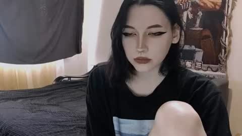 luckybastrad0677 online show from 06/19/26, 12:31