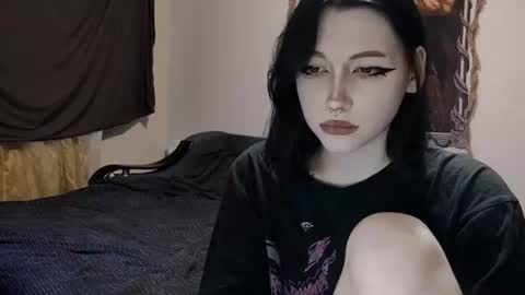 luckybastrad0677 online show from 06/24/26, 05:23