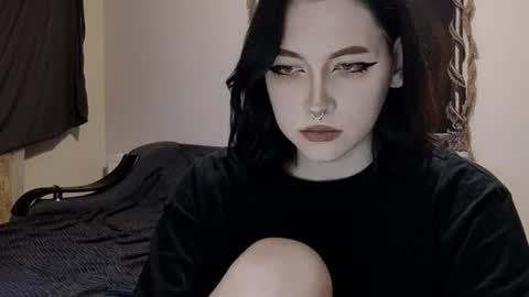 luckybastrad0677 online show from 07/03/26, 07:31