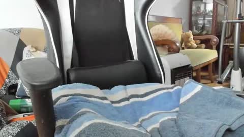 Lucky online show from 11/17/25, 08:42