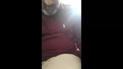 Snapshot of luckyfalcon2022 chatting on 12/18/25, 11:05 luckyfalcon2022 online show from 12/18/25, 11:05