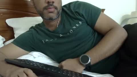 Snapshot of luckyfinalone chatting on 10/05/25, 11:35 luckyfinalone online show from 10/05/25, 11:35