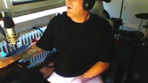        call me  Stefan online show from 07/19/26, 05:22