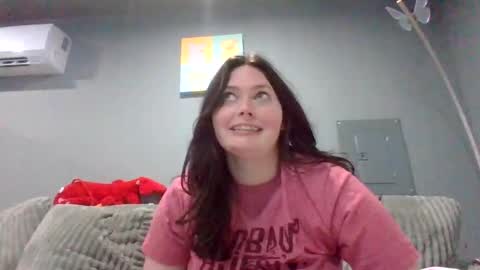 luckygirl96 online show from 10/19/25, 01:50