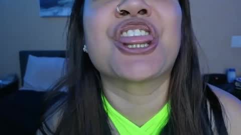 luckylee1992 online show from 09/20/25, 03:40