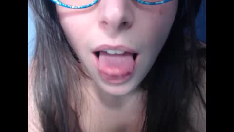 luckylinda23 online show from 01/17/25, 04:36