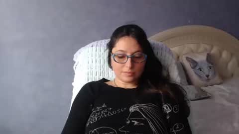 luckylinda23 online show from 10/03/25, 10:56