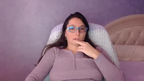 luckylinda23 online show from 12/03/25, 12:36