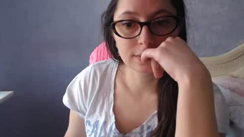 luckylinda23 online show from 05/04/26, 01:18