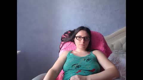 luckylinda23 online show from 06/08/26, 11:21