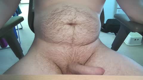 Snapshot of luckyluuk69 chatting on 01/03/25, 09:36 Luuk online show from 01/03/25, 09:36