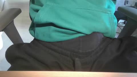 Snapshot of luckyluuk69 chatting on 01/13/25, 08:26 Luuk online show from 01/13/25, 08:26