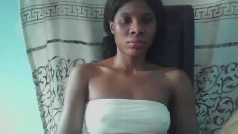 Gloria online show from 02/13/25, 03:35