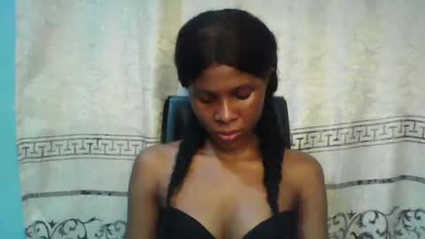 Gloria online show from 03/05/25, 10:21