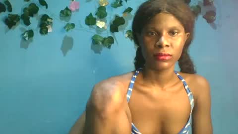 Gloria online show from 11/02/25, 01:30