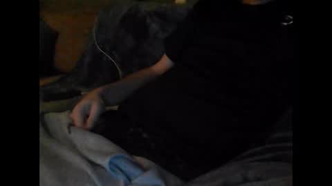 Snapshot of luckyme677 chatting on 11/10/25, 03:27 luckyme677 online show from 11/10/25, 03:27