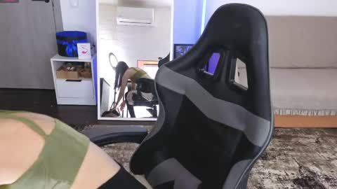 Monika online show from 05/13/26, 07:28