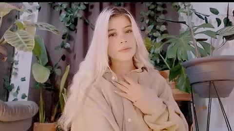 luckysapphire777 online show from 10/20/25, 03:01