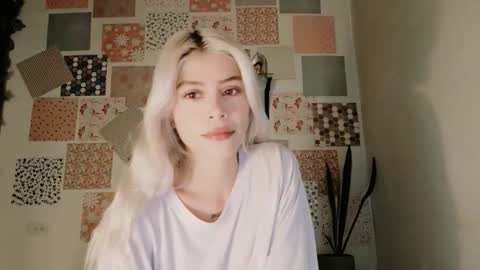 Snapshot of luckysapphire777 chatting on 03/15/26, 10:54 luckysapphire777 online show from 03/15/26, 10:54