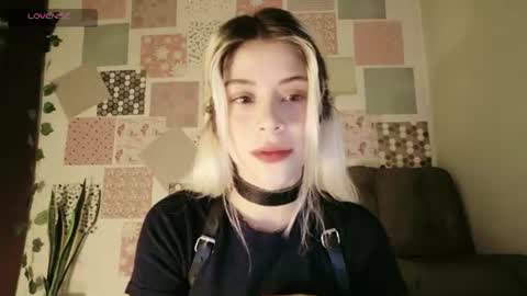luckysapphire777 online show from 06/15/26, 01:24