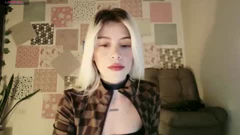 luckysapphire777 online show from 06/30/26, 12:39