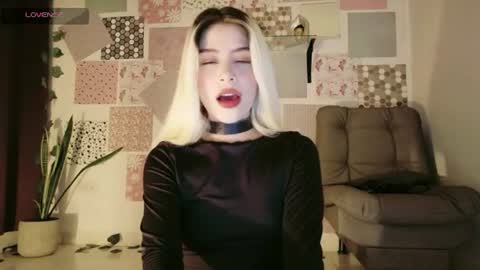 luckysapphire777 online show from 07/05/26, 12:06