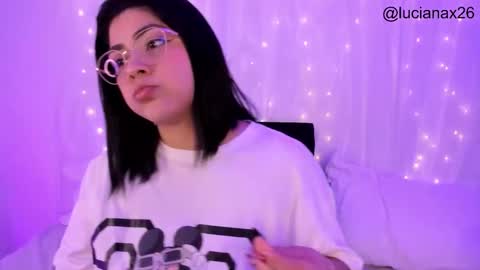 lucy online show from 11/06/25, 02:01