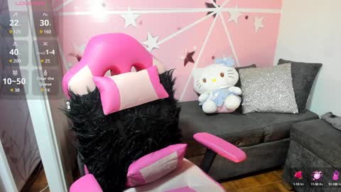 lucy_beatifull online show from 12/28/24, 10:47