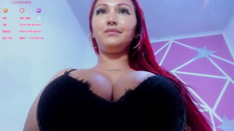 Snapshot of lucy_beatifull chatting on 03/10/26, 01:05 lucy_beatifull online show from 03/10/26, 01:05