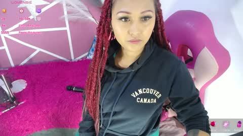 Snapshot of lucy_beatifull chatting on 04/11/26, 10:30 lucy_beatifull online show from 04/11/26, 10:30
