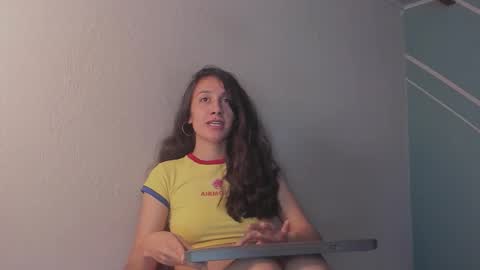 Snapshot of lucy_bluesea chatting on 02/18/26, 12:06 Lucy Herrera online show from 02/18/26, 12:06