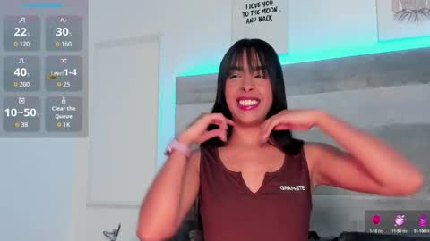 Snapshot of lucy_ev chatting on 10/05/25, 07:28 Lucy online show from 10/05/25, 07:28