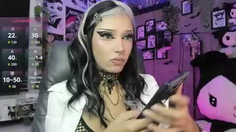 Snapshot of lucy_fernandez chatting on 07/09/26, 11:42 lucyfer online show from 07/09/26, 11:42