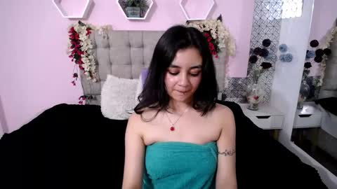 lucy_harris_ online show from 02/23/25, 09:22