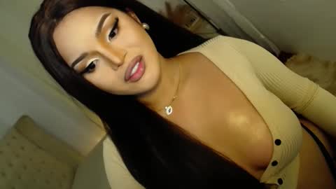    MONA    online show from 01/12/25, 11:17