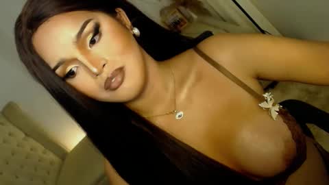    MONA    online show from 03/08/25, 11:37