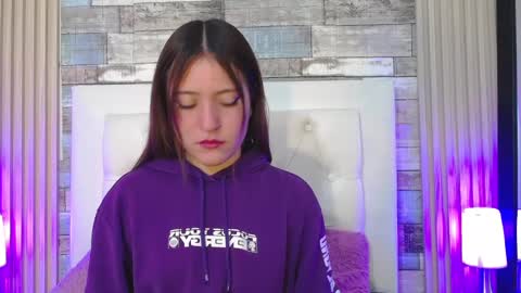lucy_hs online show from 02/06/25, 04:10
