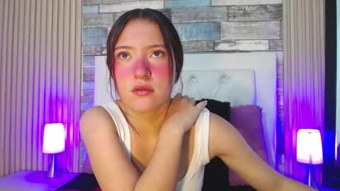 lucy_hs online show from 02/15/25, 04:03