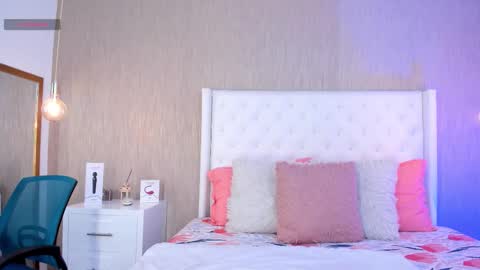 Lucy online show from 12/17/25, 01:06