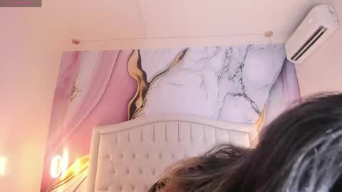 Snapshot of lucy_milf_474 chatting on 04/21/26, 12:00 Lucy online show from 04/21/26, 12:00
