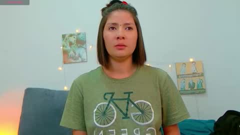 Snapshot of lucy_monroe_ chatting on 11/24/25, 01:38 Lucy online show from 11/24/25, 01:38