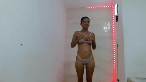 Snapshot of lucy_sluppy_hard chatting on 03/21/26, 09:29 lucy_sluppy_hard online show from 03/21/26, 09:29