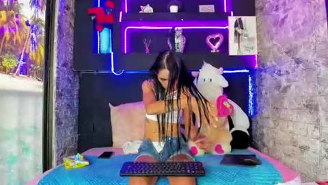 Lucy unlimit come back here  online show from 06/28/26, 07:53