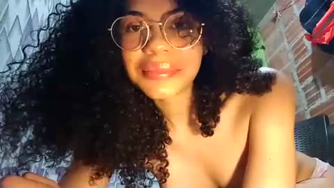 Lucia online show from 11/28/25, 03:09