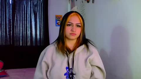 LUCIA  online show from 12/13/24, 03:43