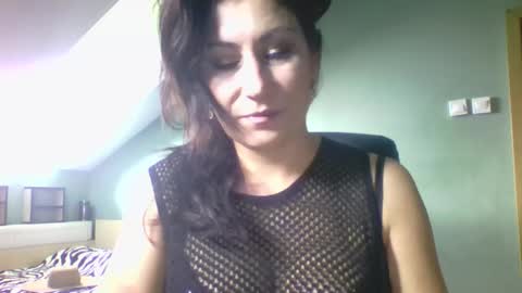 lucybylucy online show from 09/09/25, 09:42