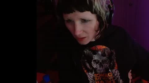 Snapshot of lucylascivious chatting on 06/14/26, 01:58 lucylascivious online show from 06/14/26, 01:58