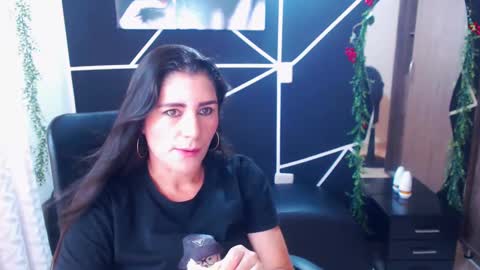 LUCY online show from 03/09/25, 01:37