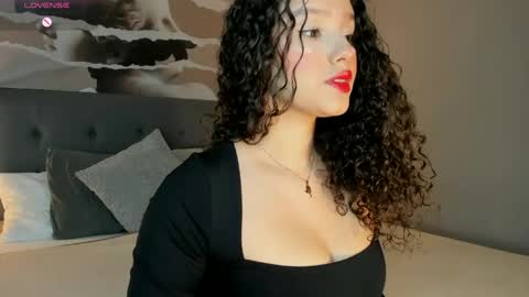Lucy online show from 06/01/26, 02:24