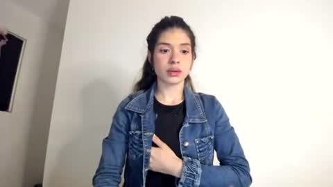lucyportman online show from 04/16/26, 07:42
